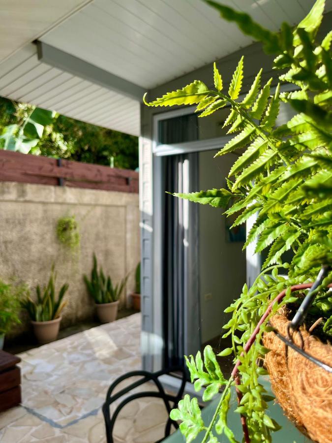 Tiaki Guesthouse - Cozy Modern Studio - 5Min Drive From The Beach And Punaauia Center Bagian luar foto